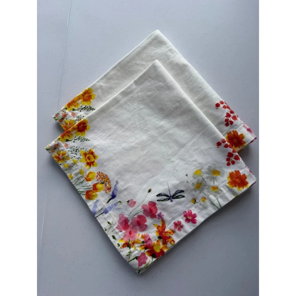 Sur la Table Set of 2 Napkins Floral Botanical 20x20 Garden Cottagecore
